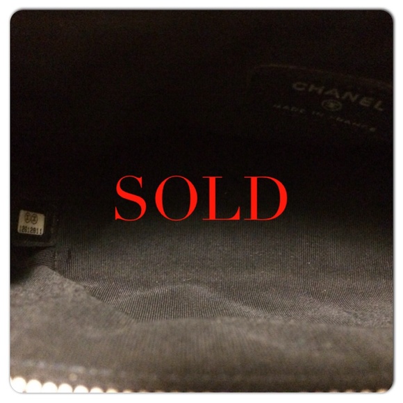 Sold Additional pics of Chanel quilted makeup case
