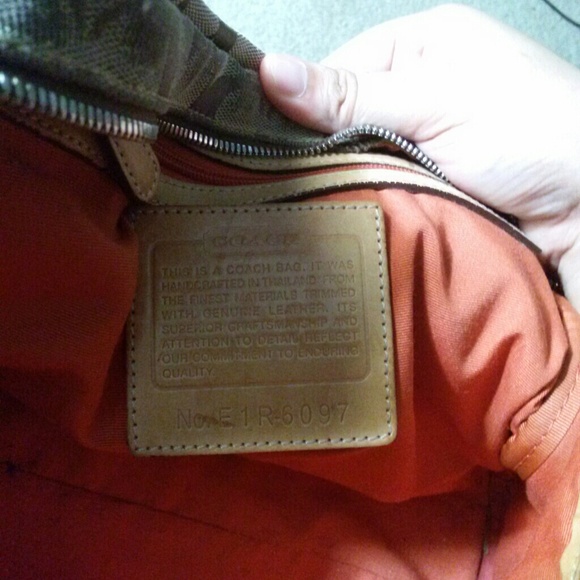 Coach signature satchel - Picture 3 of 3