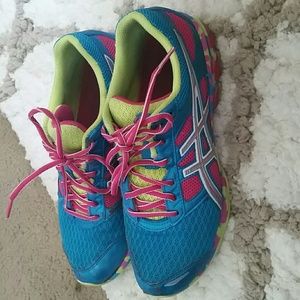 Volleyball shoes  ASICS I