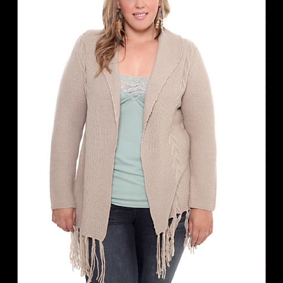 Torrid cardigan w/o bottom fringes (final price)