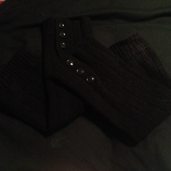 Black leg warmers.