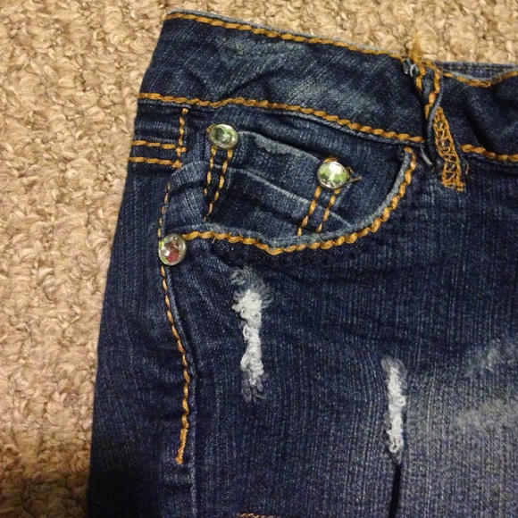 *SOLD in bundle* - Picture 3 of 4