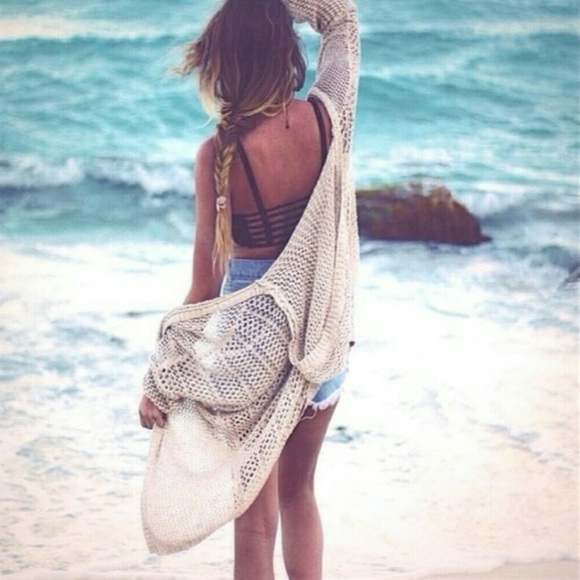 Brandy Melville Summer Moselle Cardigan