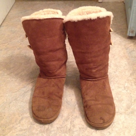 ***SOLD ON VINTED*** Bearpaw Winter Boots