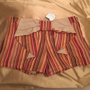 Brand new bow shorts