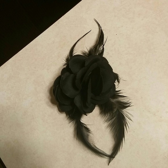 Black hair clip - Picture 2 of 2