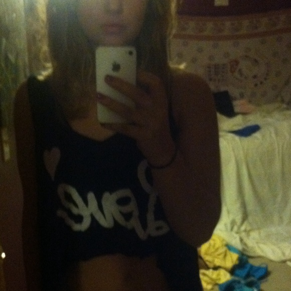 Crop top - Picture 2 of 2