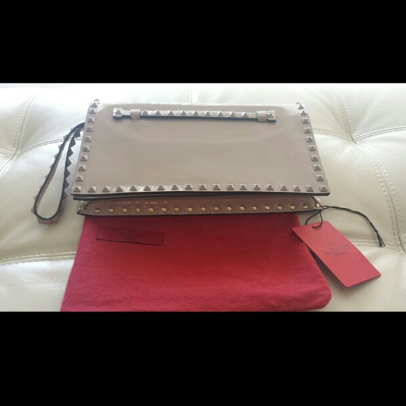Authentic Valentino Rock Stud Clutch, Powder/Nude - Picture 1 of 4