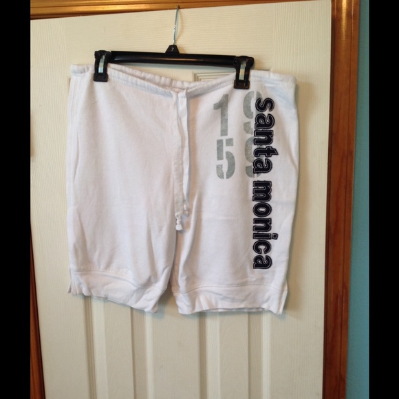 COMFY!!!! White Bermuda Shorts