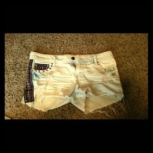 Reign white/aztec jean shorts