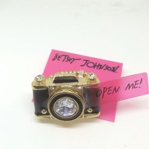BUNDLE Betsey Johnson Camera Ring and Bracelet