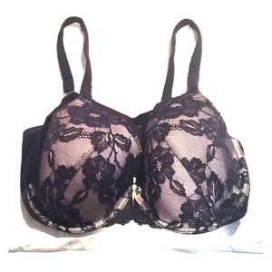 Victoria's Secret Body by Victoria bra