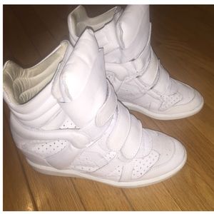 Isabel Marant Shoes - Pre-Owned Isabel Marant Wedge Sneakers Isabel Marant Shoes - Pre-Owned Isabel Marant Wedge Sneakers