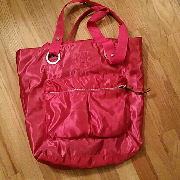 Hot Pink VS pink tote with zipper