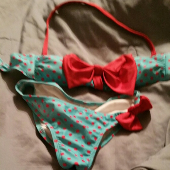 Swim suit
