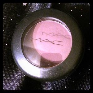 ▪️MAC EyeShadow