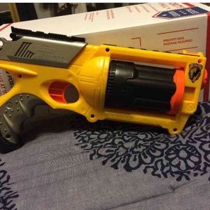 Nerf gun n strike