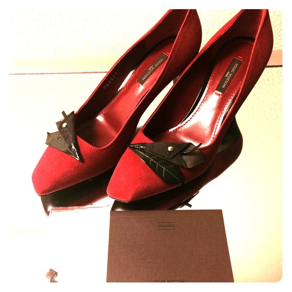 Louis Vuitton Rouge Romantic Pump - Picture 1 of 4