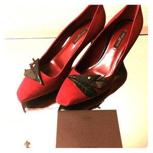 Louis Vuitton Rouge Romantic Pump