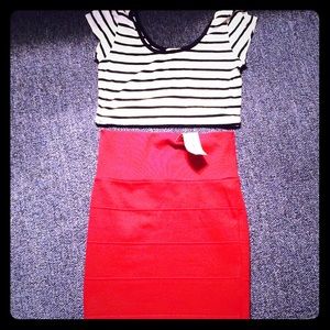 Little Red Skirt!!!💃🏻