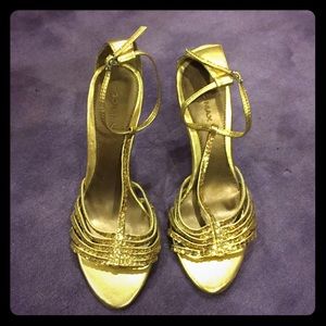 GO MAX GOLD SEQUIN HEELS