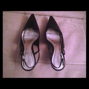 Anne Taylor kitten heels