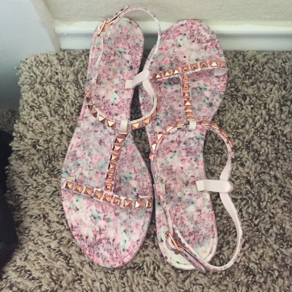 Rebecca Minkoff floral SAVA jelly sandals - Picture 2 of 6