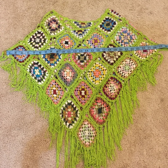 Handmade Crochet Poncho, NEW - Picture 2 of 4