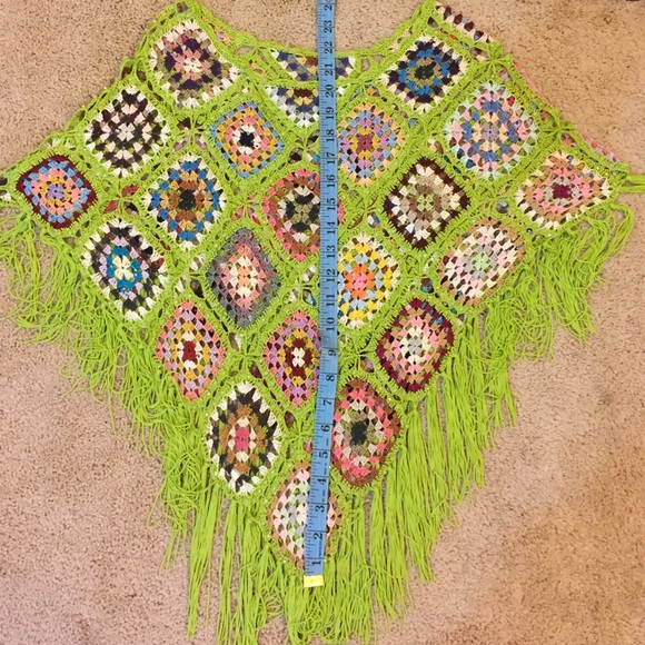 Handmade Crochet Poncho, NEW - Picture 3 of 4