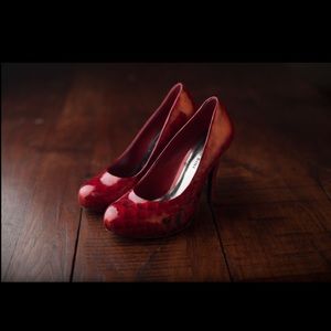 Giani Bini deep red patent pumps