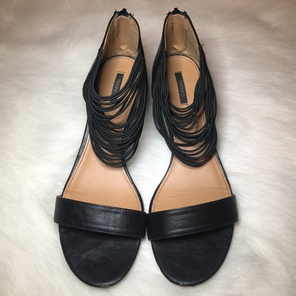 Forever 21 Shoes - Very Gently used black forever21 Wedge sandals