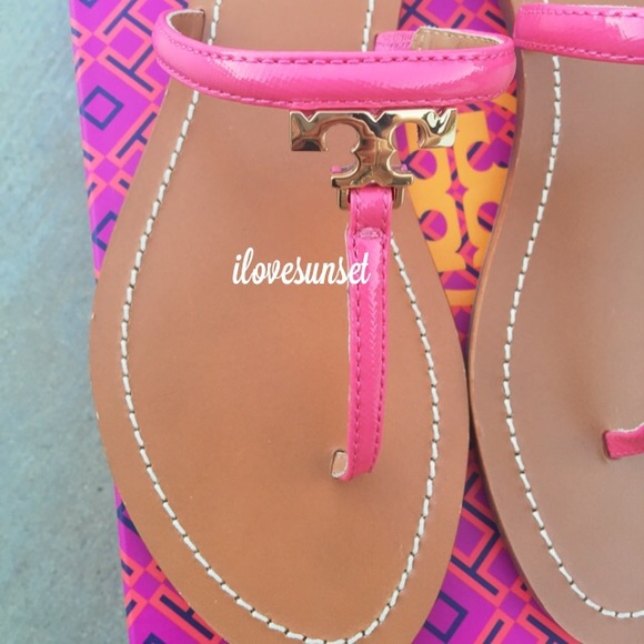 {Tory Burch} T Logo Flat Thong Sandals - Picture 2 of 4