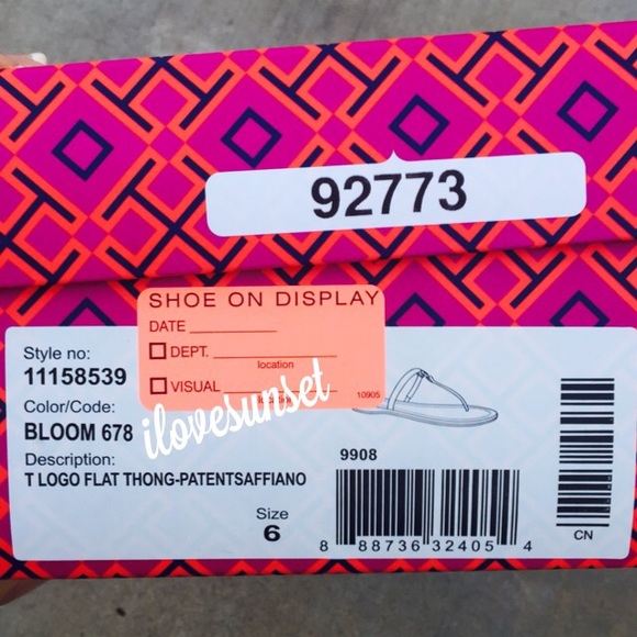 {Tory Burch} T Logo Flat Thong Sandals - Picture 4 of 4