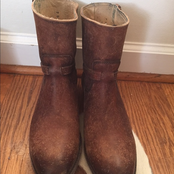 Frye lindsay plate short cognac boot