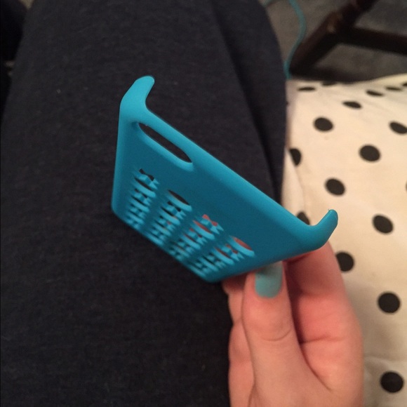 iPhone 5 Case - Picture 3 of 3