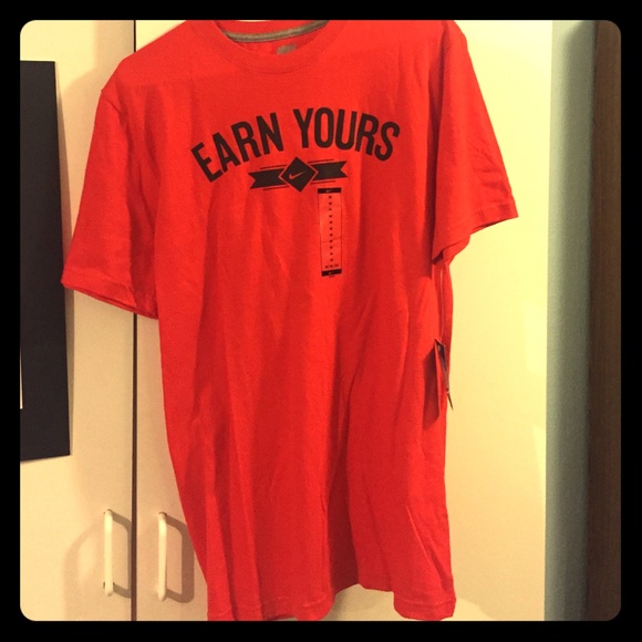 Men's Nike shirt
