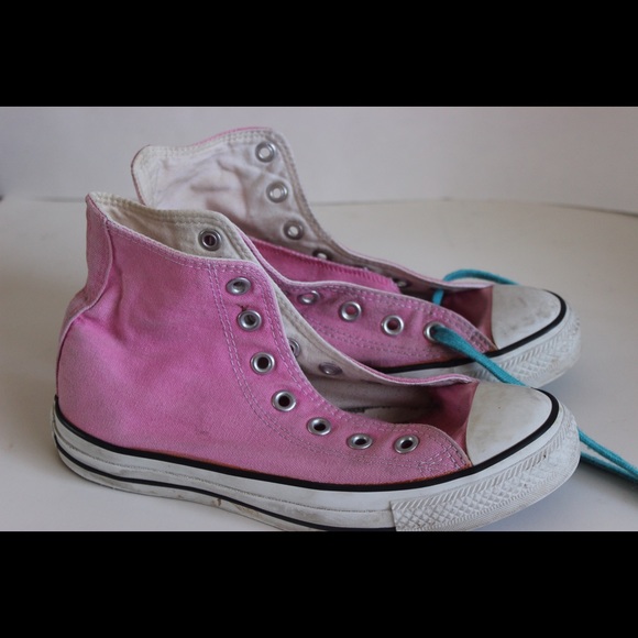 Converse - Picture 3 of 3