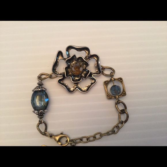 Jewelry - Flower Bracelet