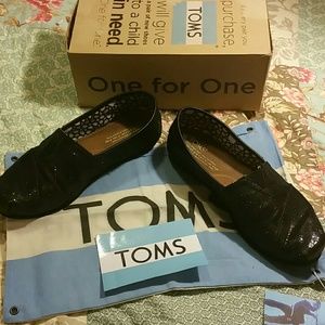 Black Glitter TOMS Sz7 *Negotiable*