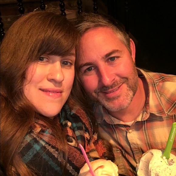 Meet your buyer, and her cat! Meow! - Picture 3 of 6