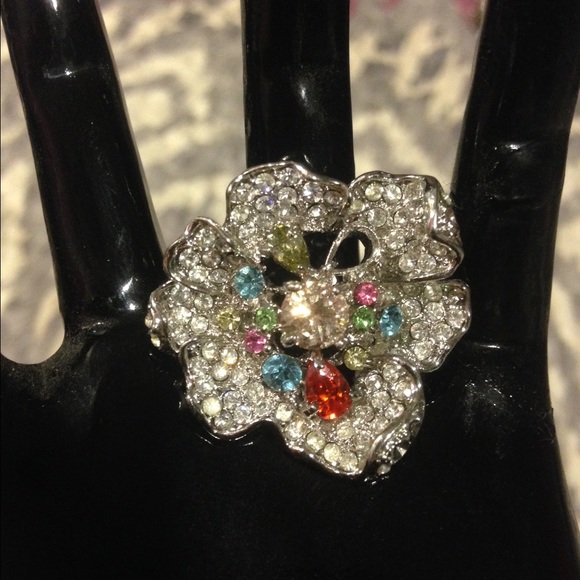 Crystal rose ring- Size 7-8 - Picture 2 of 3