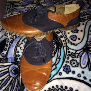 Navy/Brown Oxford's // Restricted