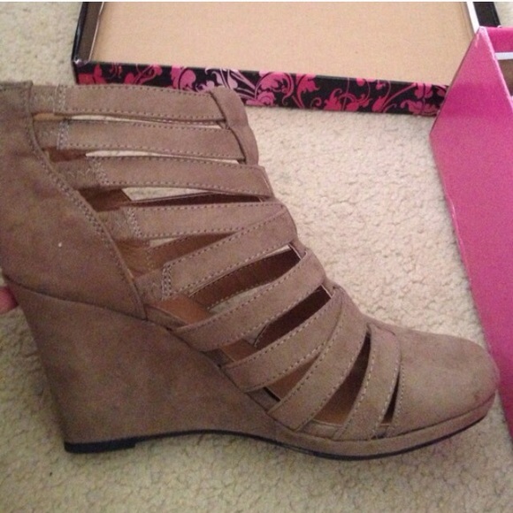 Wedge heel for @abbym90