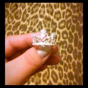 Silver crown ring