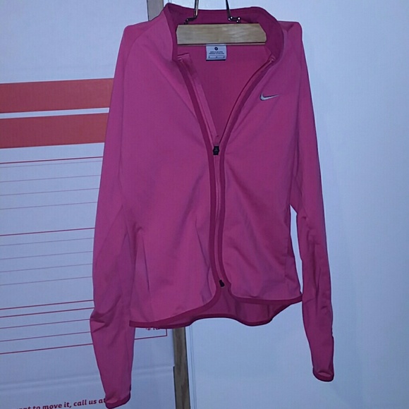 Nike - Picture 2 of 2