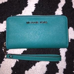 ❌ ON HOLD ❌ Michael Kors Wallet