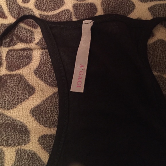 Green Sequin Top! - Picture 3 of 4