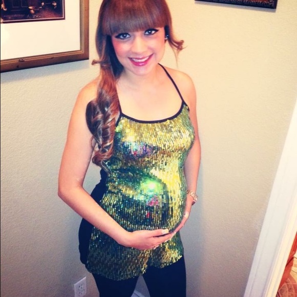 Green Sequin Top! - Picture 4 of 4