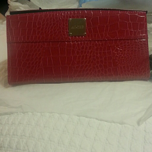 Beautiful red miche hard shell