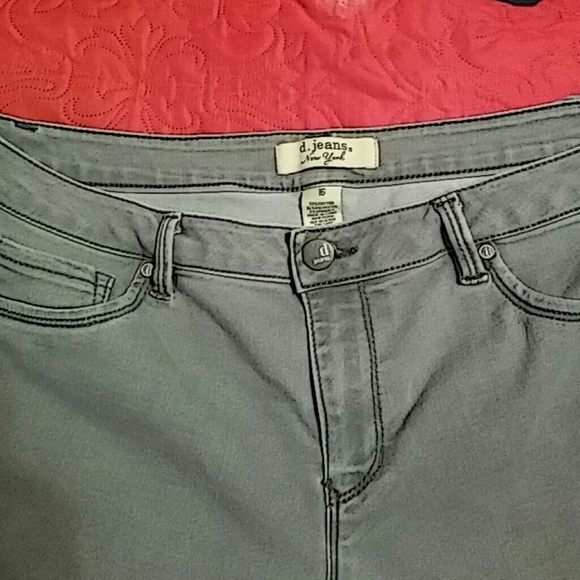 Stretchy grey jeans